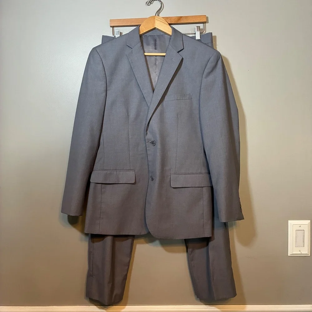 Grey Slim Fit 2 Piece Suit Set Mens Size 40R Single Breasted Two Button MT-001